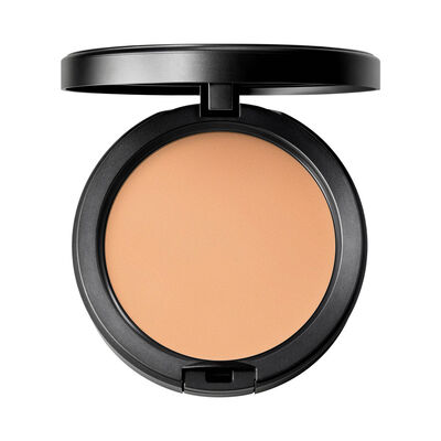 BASE NW20  STUDIO FIX POWDER 